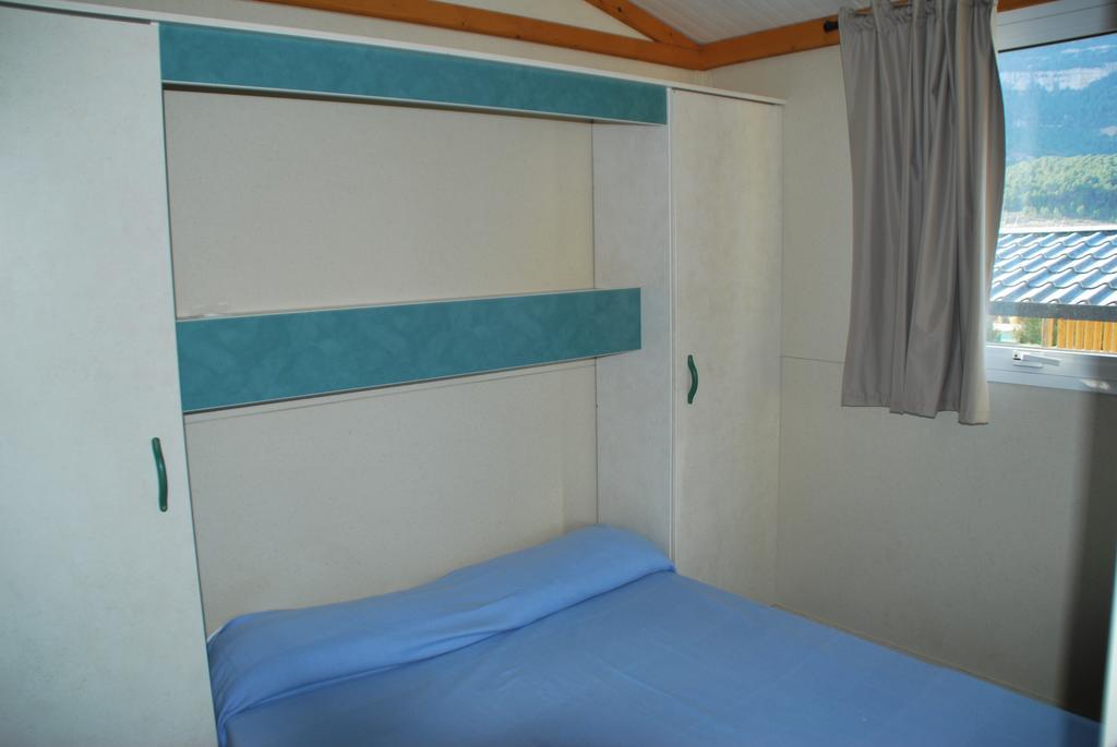 Montsant Park Camping & Bungalow Otel Ulldemolins Oda fotoğraf