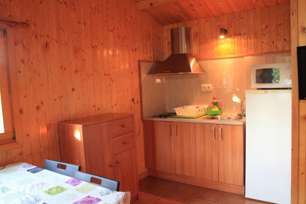 Montsant Park Camping & Bungalow Otel Ulldemolins Dış mekan fotoğraf