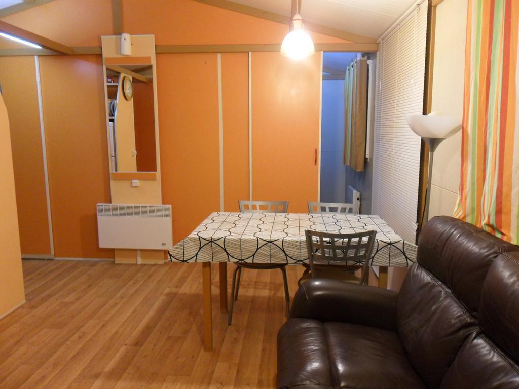 Montsant Park Camping & Bungalow Otel Ulldemolins Dış mekan fotoğraf